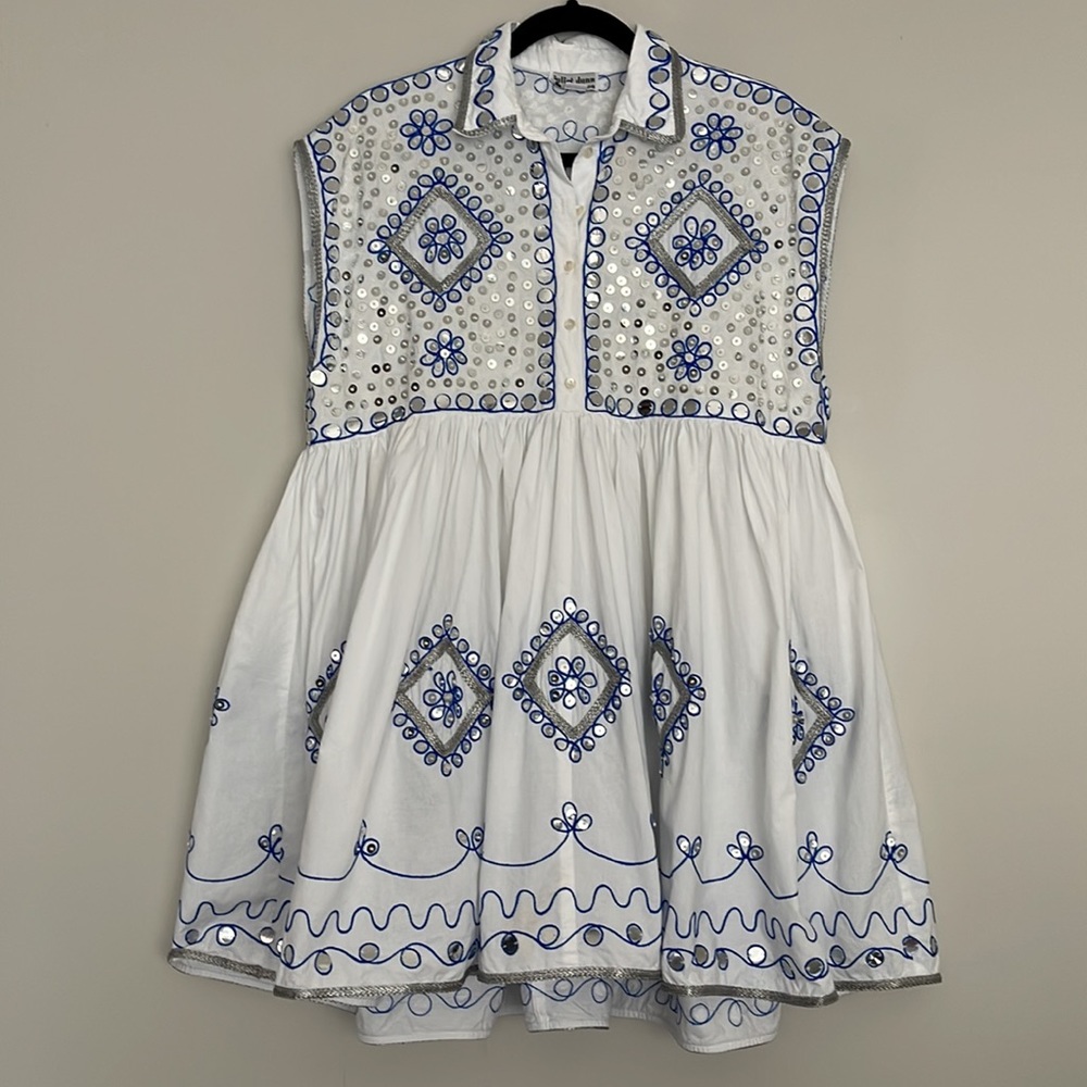 Juliet Dunn London Embroidered Embelished Poncho Shirt Dress in White/Bl… - Picture 2 of 16